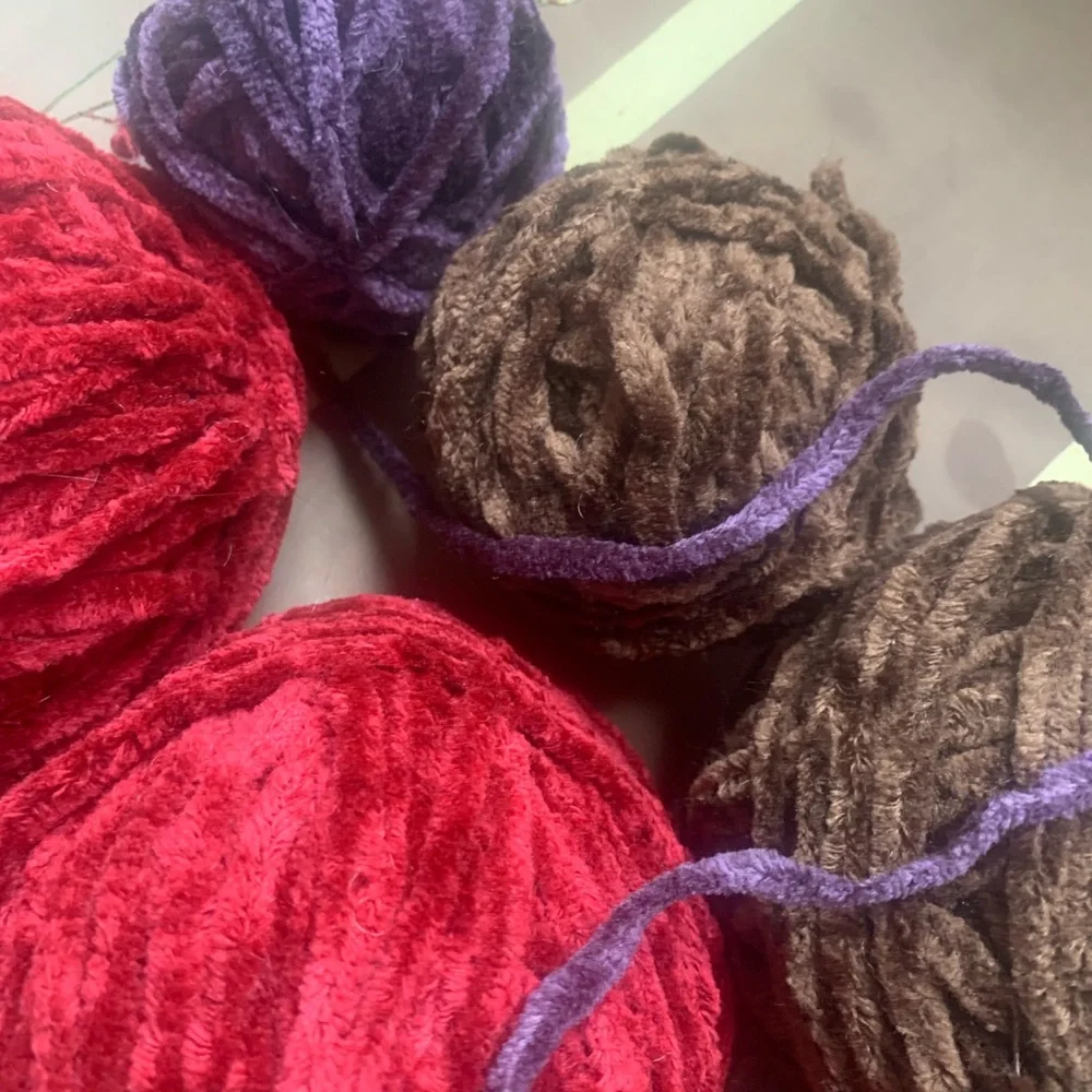 Assorted Chenille Yarn - Picture 2 of 9